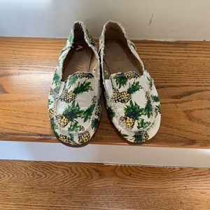 Aerosoles textile shoes